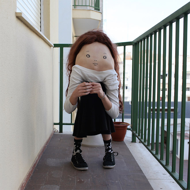 Artist Creates Creepy Creatures by Drawing Faces On People’s Backs