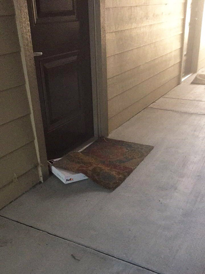 Deliveries Surge During Quarantine, This Is How Delivery Guys “Hide” Packages