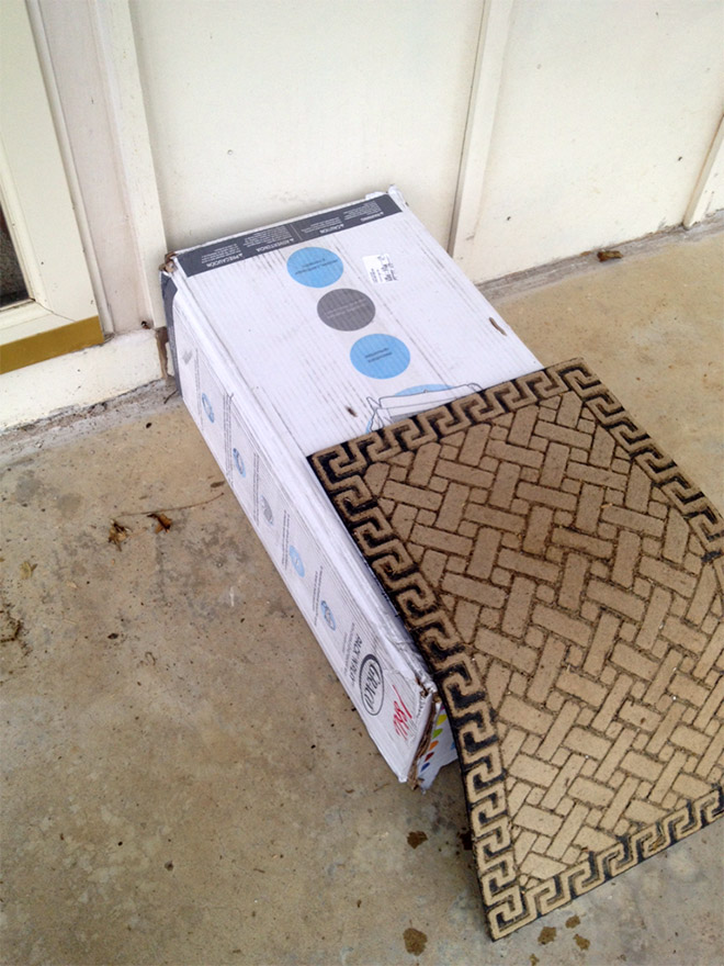 Deliveries Surge During Quarantine, This Is How Delivery Guys “Hide” Packages