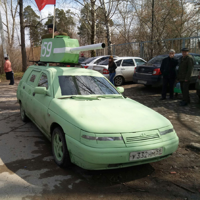 For Some Strange Reason Russians Love To Turn Their Cars Into Tanks