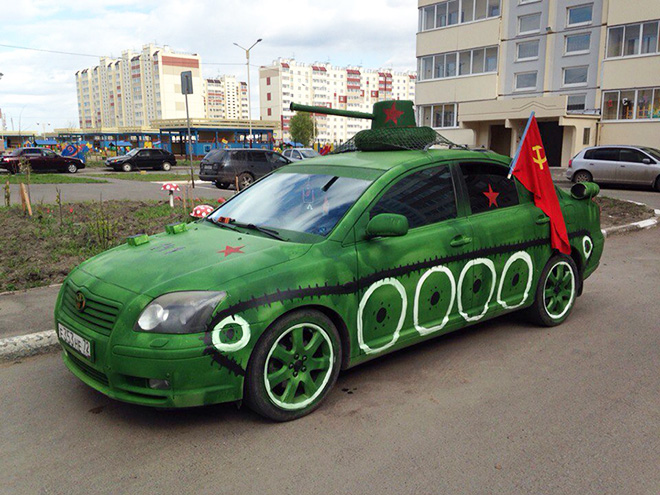 For Some Strange Reason Russians Love To Turn Their Cars Into Tanks