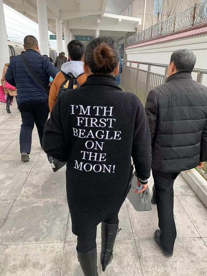 Foreigner Living In China Documents Their Funny Shirts