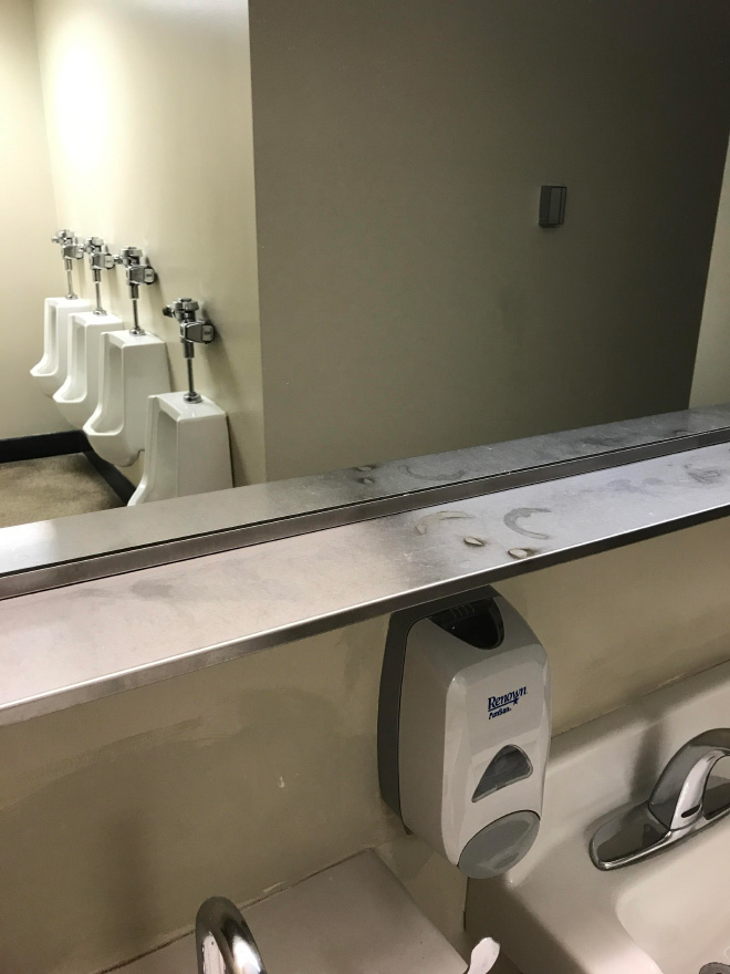 Hilarious Bathroom Mirror Design Fails