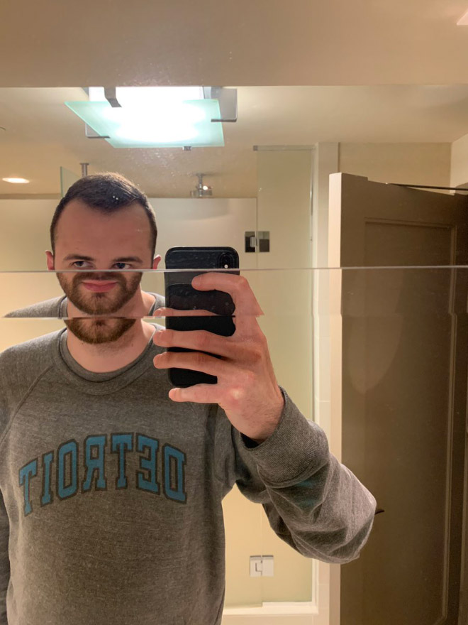 Hilarious Bathroom Mirror Design Fails
