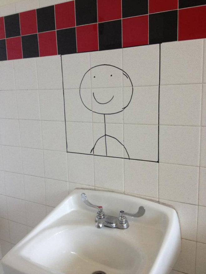 Hilarious Bathroom Mirror Design Fails