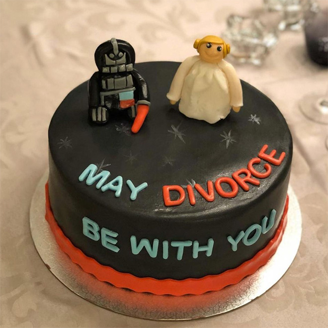Hilariously Mean Divorce Cakes