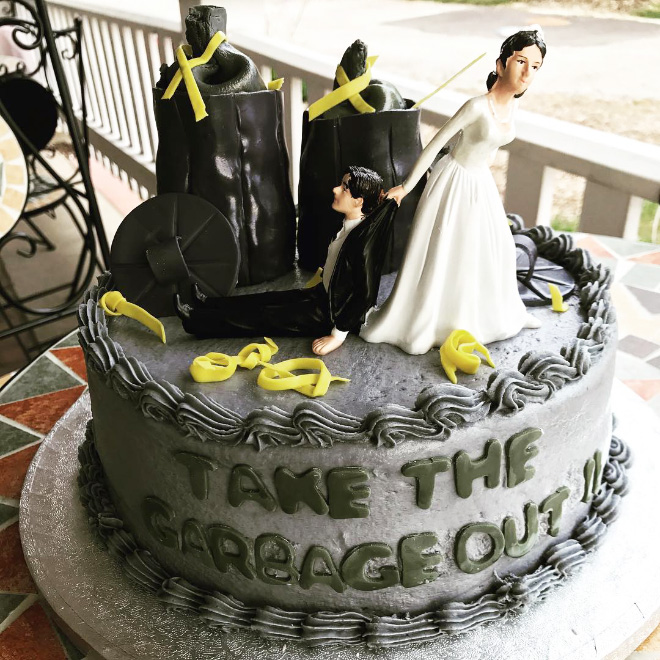 Hilariously Mean Divorce Cakes