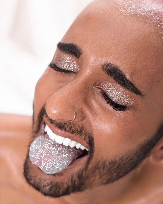 Instagram Users Are Licking Glitter For Attention