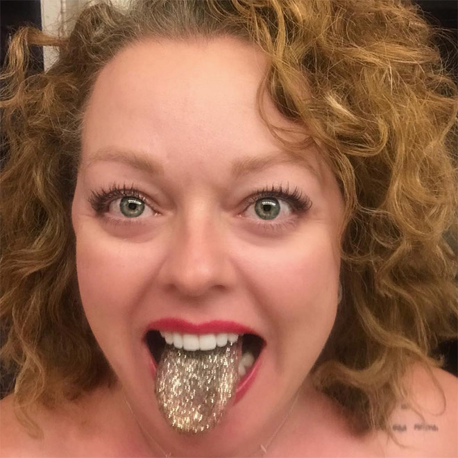 Instagram Users Are Licking Glitter For Attention