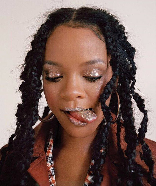 Instagram Users Are Licking Glitter For Attention
