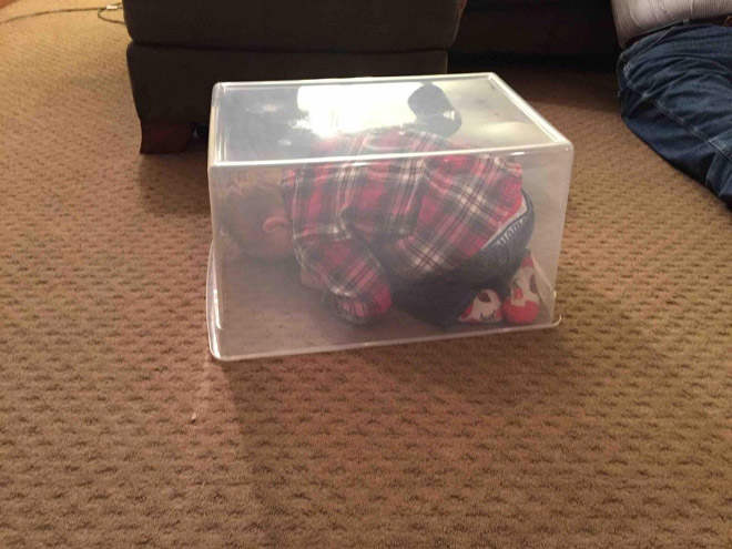 Kids Are Hilariously Terrible at Hide And Seek