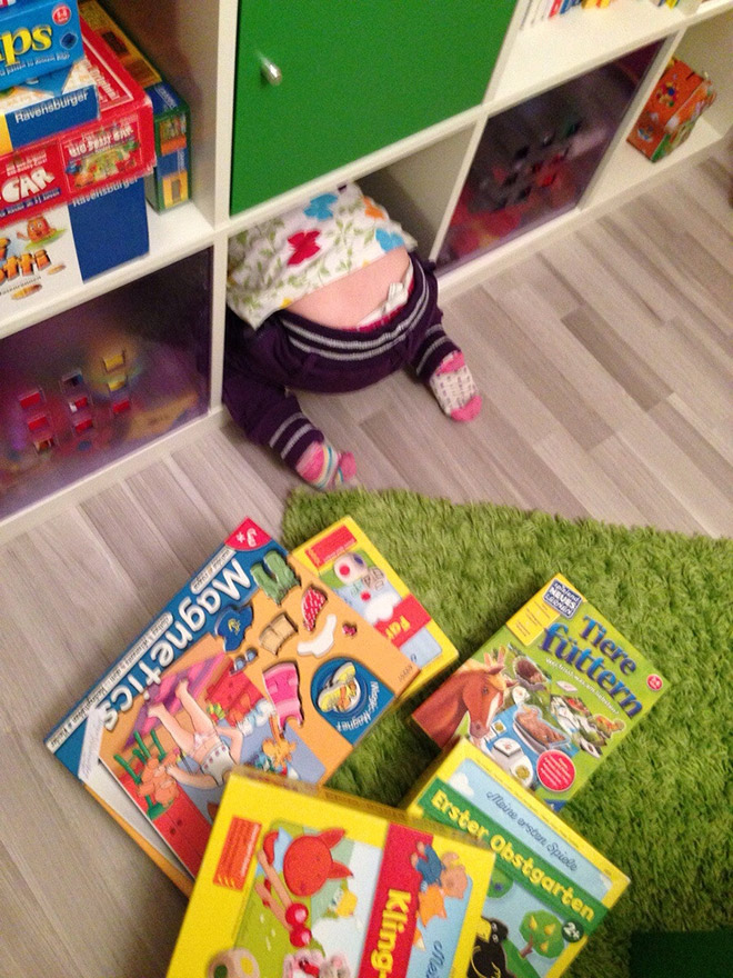 Kids Are Hilariously Terrible at Hide And Seek