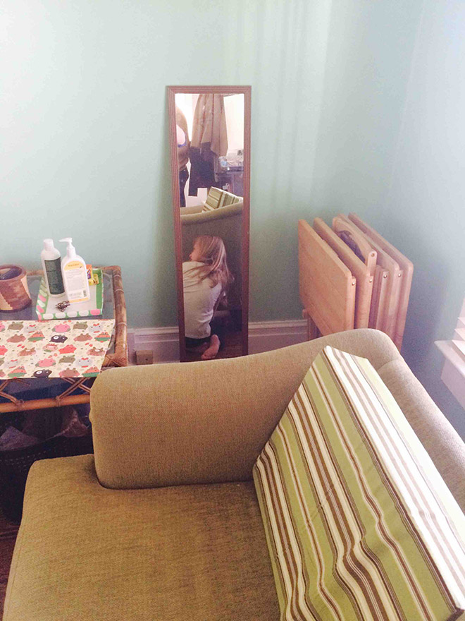 Kids Are Hilariously Terrible at Hide And Seek