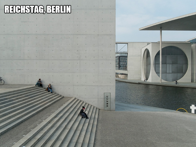 Photographer Visits Famous Landmarks, Faces The Wrong Direction