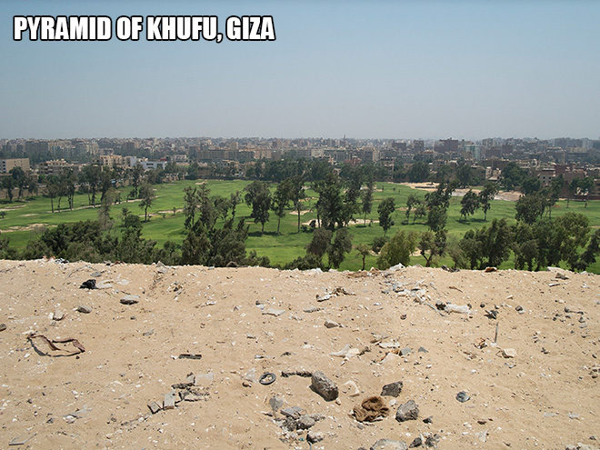 Photographer Visits Famous Landmarks, Faces The Wrong Direction