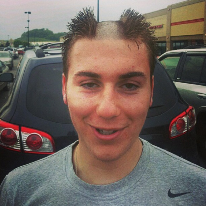 Reverse Mohawk: Awkward Instagram Haircut Trend