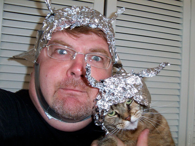 The Absolute Worst Pictures of Men And Cats