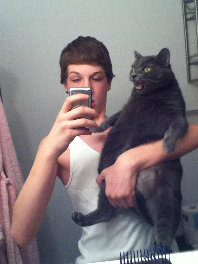 The Absolute Worst Pictures of Men And Cats