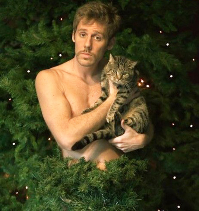 The Absolute Worst Pictures of Men And Cats