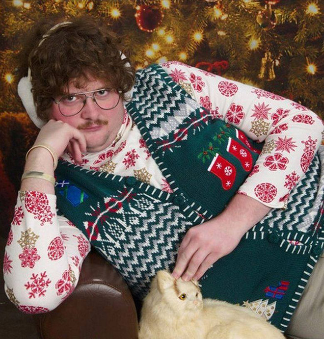The Absolute Worst Pictures of Men And Cats