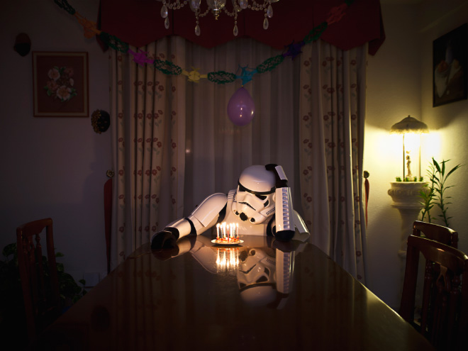 The Daily, Mundane Life of Darth Vader And His Stormtroopers