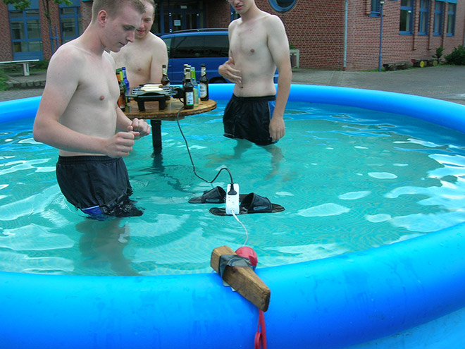 The Funniest Examples of Redneck Engineering