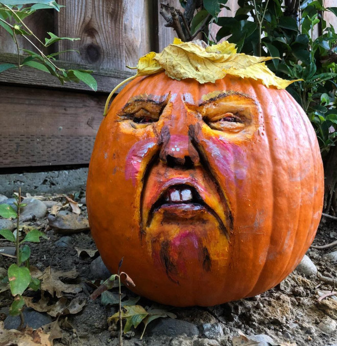 The Funniest Trumpkins That Will Help Scare Off Trick-Or-Treaters