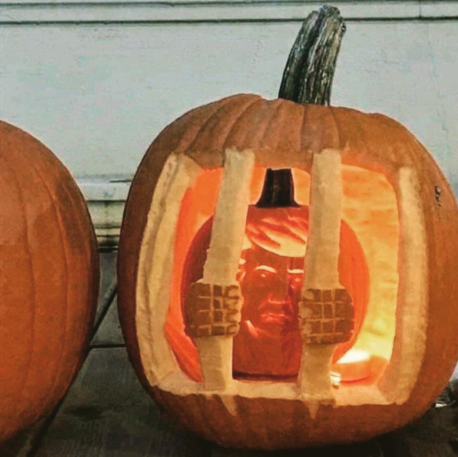 The Funniest Trumpkins That Will Help Scare Off Trick-Or-Treaters