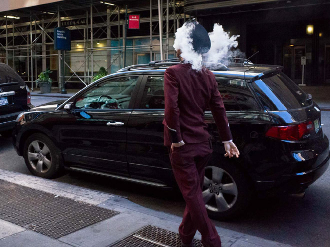 The Playful Street Photography of Pau Buscató