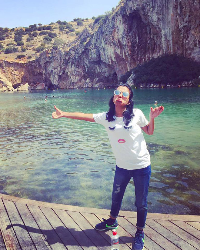 The Solo Honeymoon: Woman’s Sad Photos After Husband Denied Visa