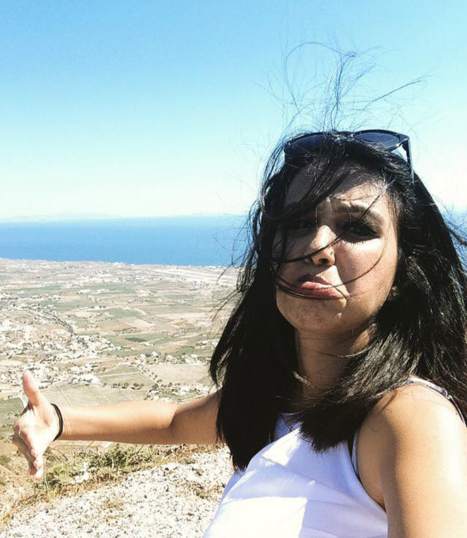 The Solo Honeymoon: Woman’s Sad Photos After Husband Denied Visa