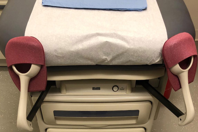 “Things With Faces” Facebook Group’s Members  Are Seeing Faces Literally Everywhere
