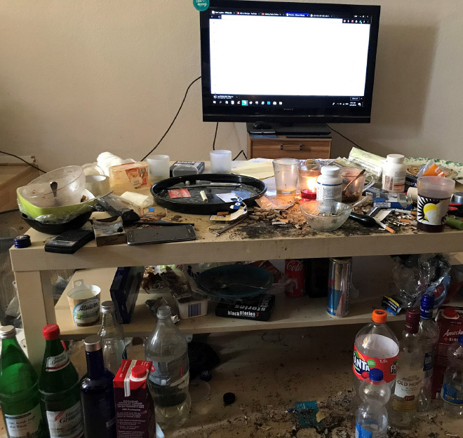 This Is How Some People Actually Work From Home
