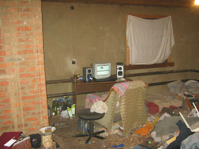 This Is How Some People Actually Work From Home