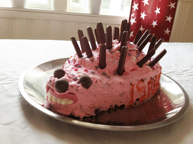 “Totally Gourmet” Instagram Publishes Pictures Of Food That Will Make You Deeply Uncomfortable