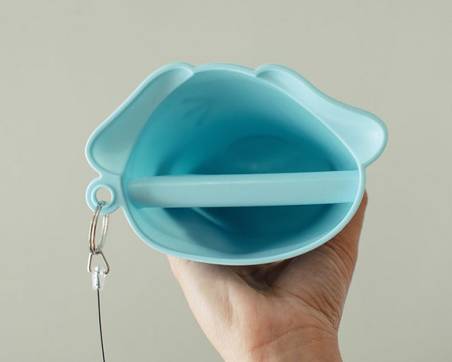 Would You Wear This Portable Retractable Safety Mitt To Help You Not Touch Anything?