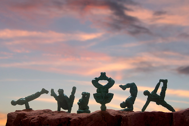 “Yoga Joes” Green Army Men Toys Encourage People To Find Inner Peace