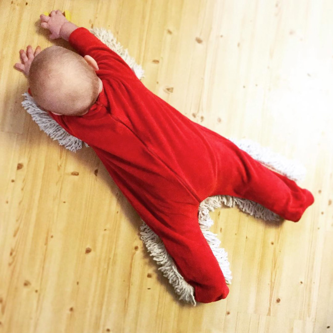 You Can Now Get a Baby Mop Onesie So Your Baby Can Clean Floors